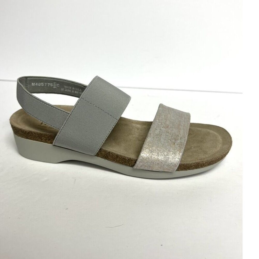 Munro Women's Pisces Slingback Sandal Silver Size 6 M